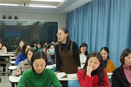 积极参与教研 积极参与教研