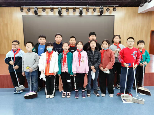 致远楼功能教室 致远楼功能教室