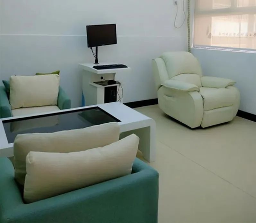 13温馨舒适的放松室 13温馨舒适的放松室