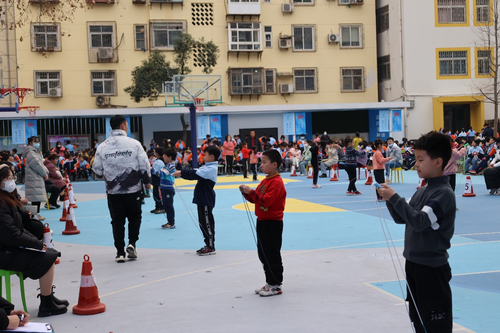 集中精力,做好准备! 集中精力,做好准备!